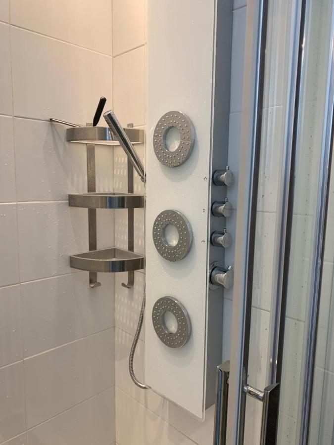 4-Star Beachfront Appartment- Sea View 戛纳 外观 照片